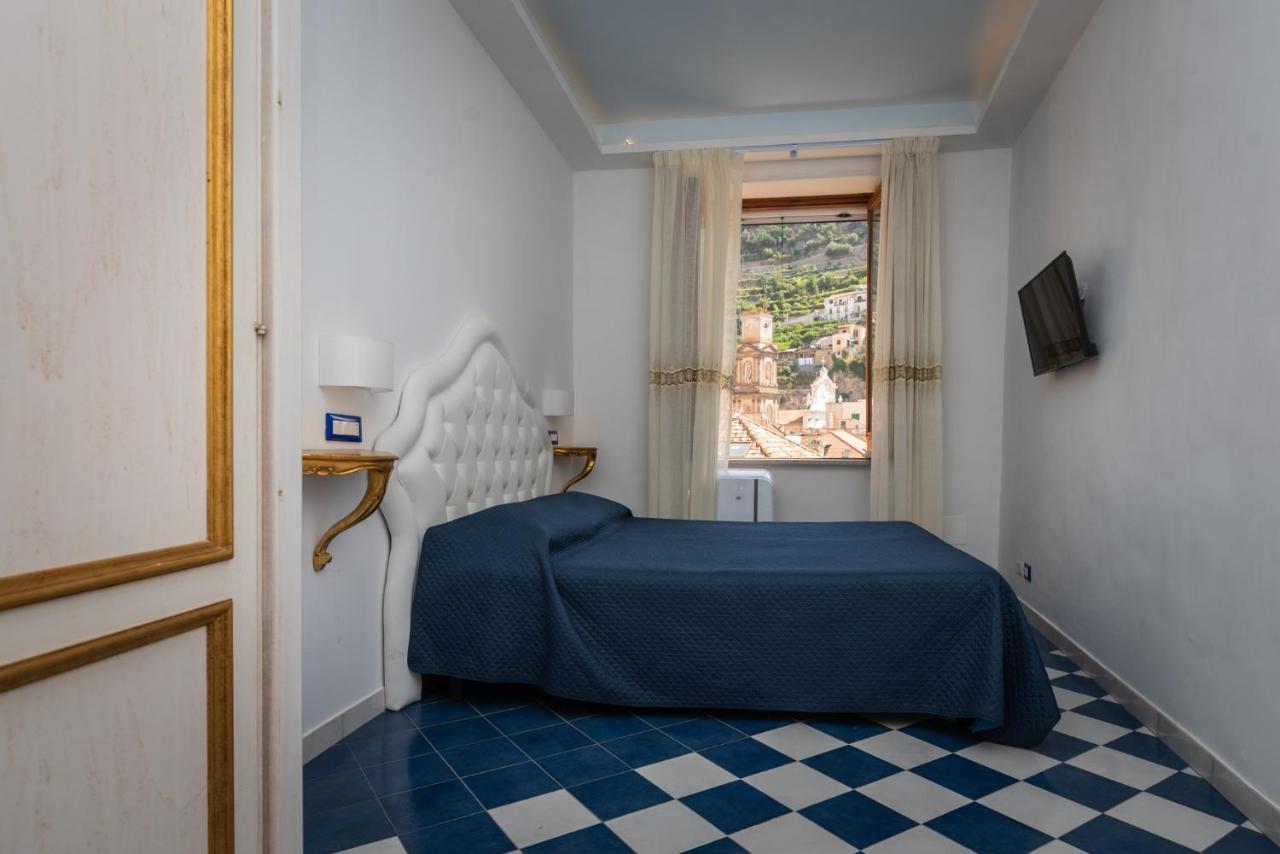 Moon'N Sea Bed & Breakfast Minori Luaran gambar